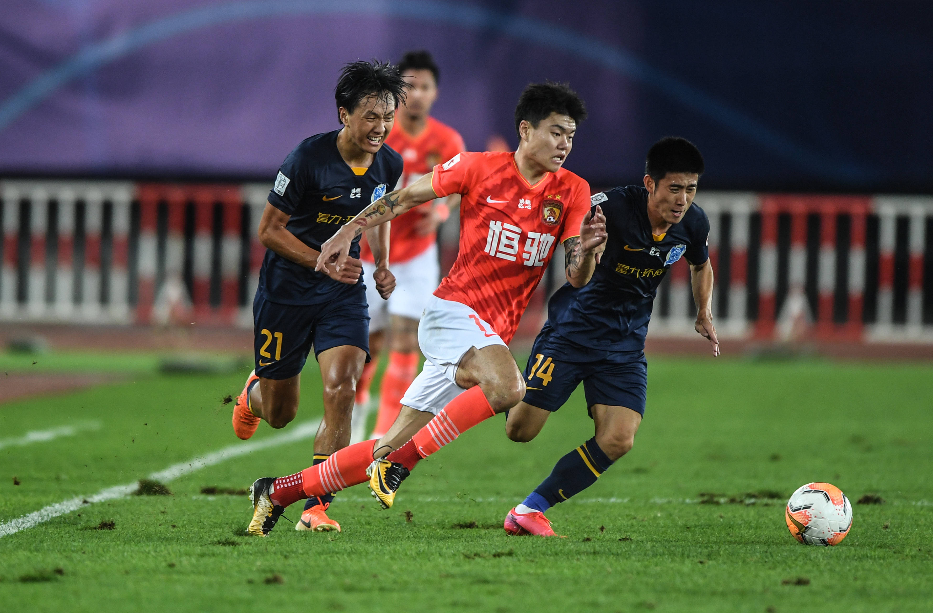 侧的稳定性 侧的稳定性